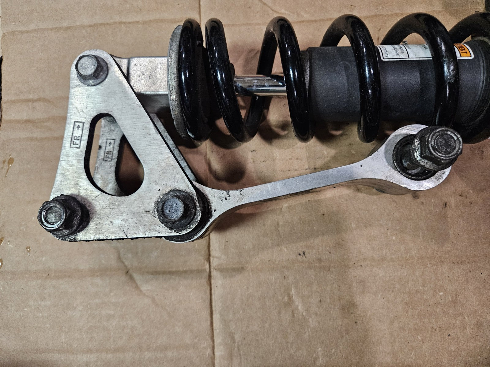 12 13 14 15 16 SUZUKI GSXR 1000 REAR SHOCK ABSORBER SUSPENSION DOG LINKAGE