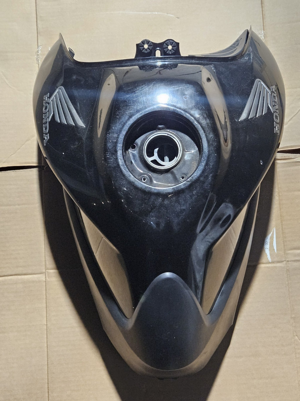 08-16 CB1000R SMALL DENT GAS TANK FUEL CELL PETROL RESERVOIR BLACK OEM