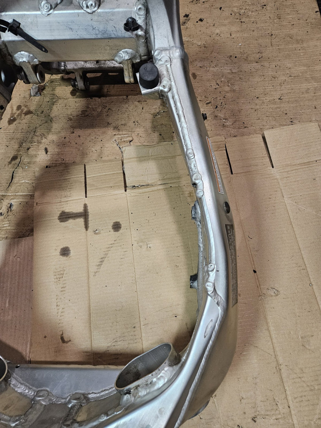 2003 SUZUKI GSXR 750 FRAME CHASSIS With Papers CLEAN