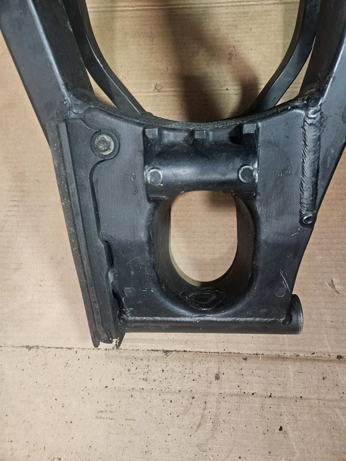 2009 08-20 Suzuki Hayabusa Rear Back Swingarm Shock Swing Arm Suspension OEM