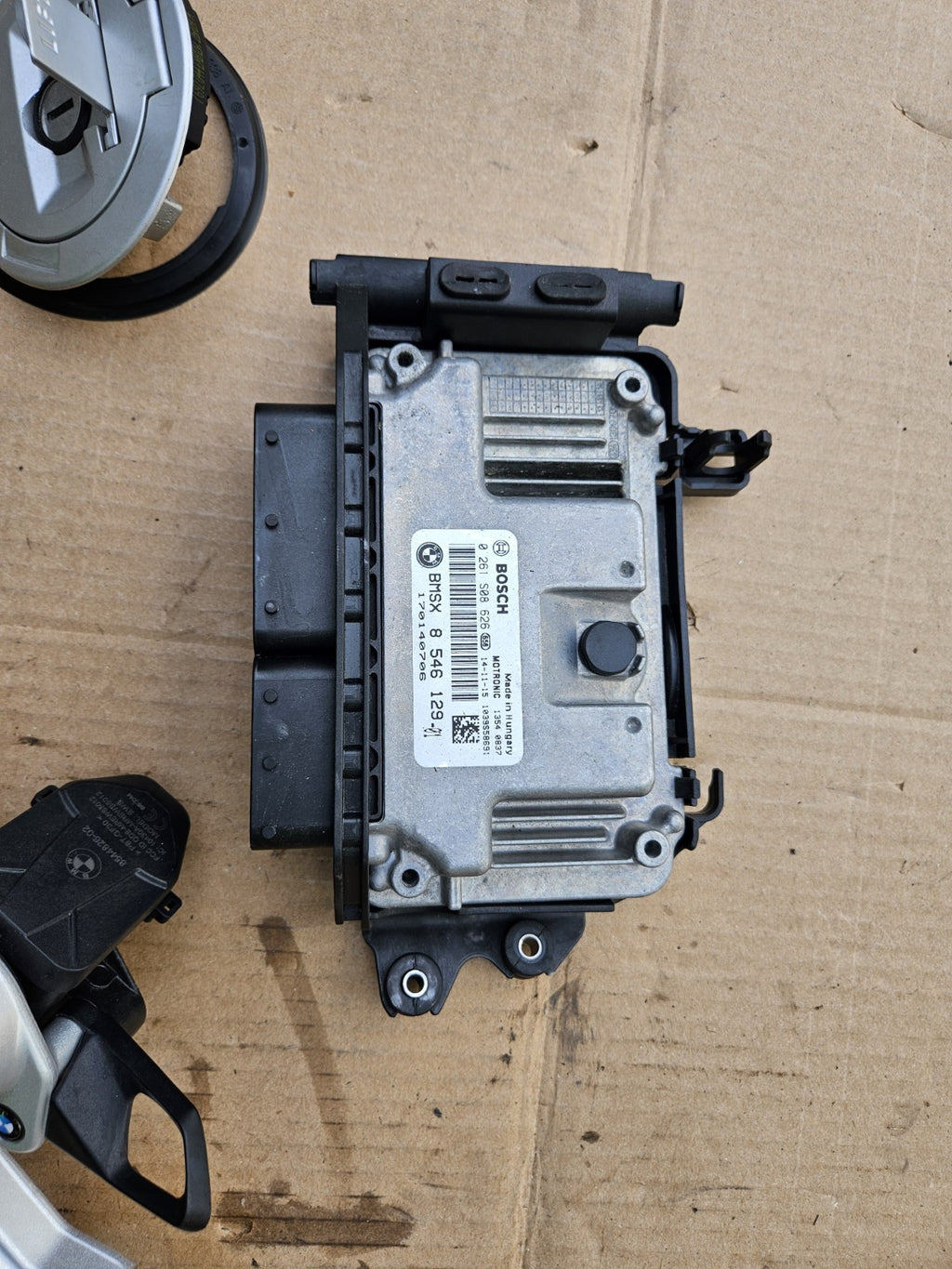 2015-2019 BMW S1000RR Genuine OEM Ignition Lock Key Set Gas Cap Seat Lock ECU