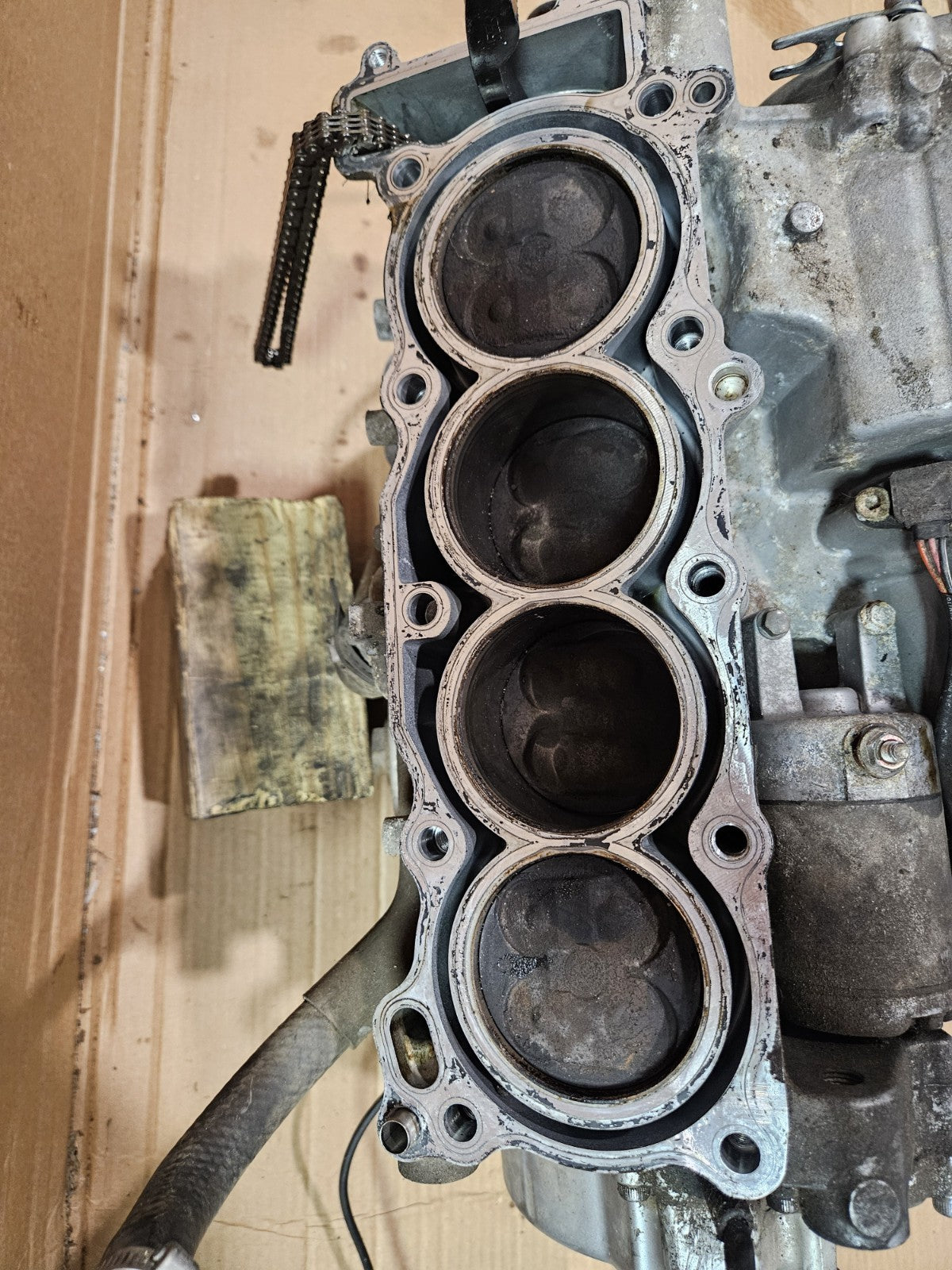 99 00 01 02 YAMAHA YZFR6 YZF-R6 MOTOR ENGINE Bottom End Piston Cylinder Case