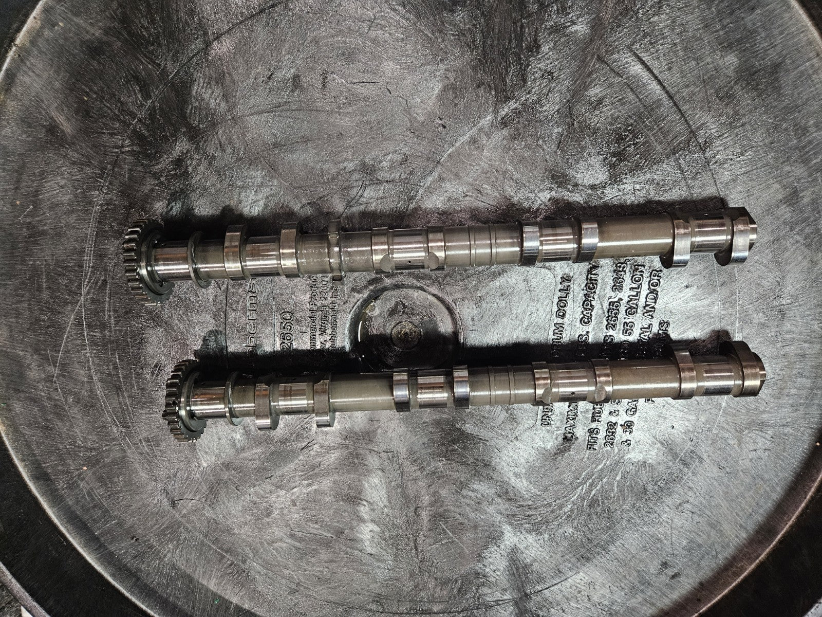 15-19 2015 BMW S1000RR Motor Engine OEM Cylinder Head 11127713134-06