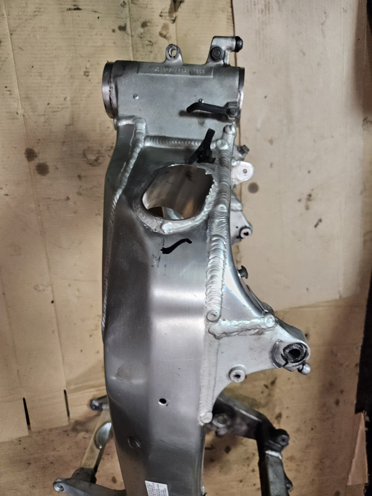 2003 SUZUKI GSXR 750 FRAME CHASSIS With Papers CLEAN