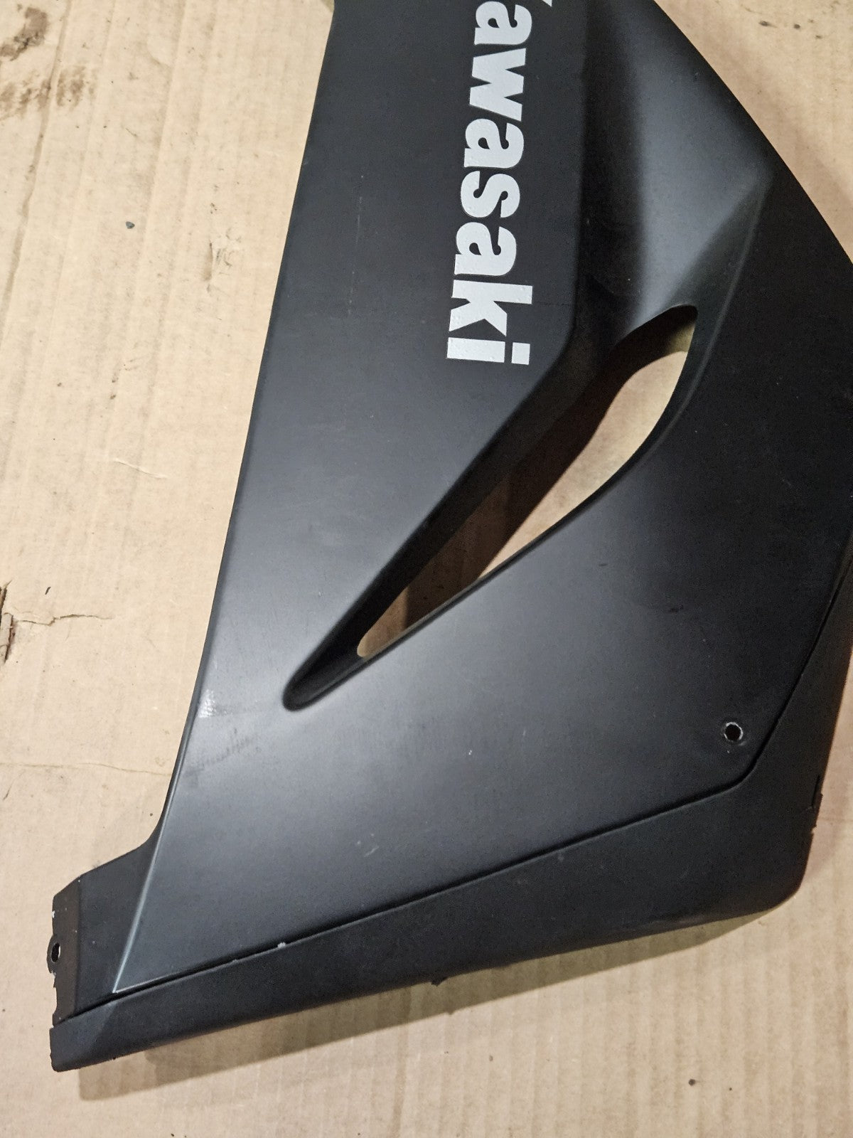 2013-2017 KAWASAKI NINJA ZX6R ZXMT RIGHT LOWER BOTTOM BELLY SIDE FAIRING COWL