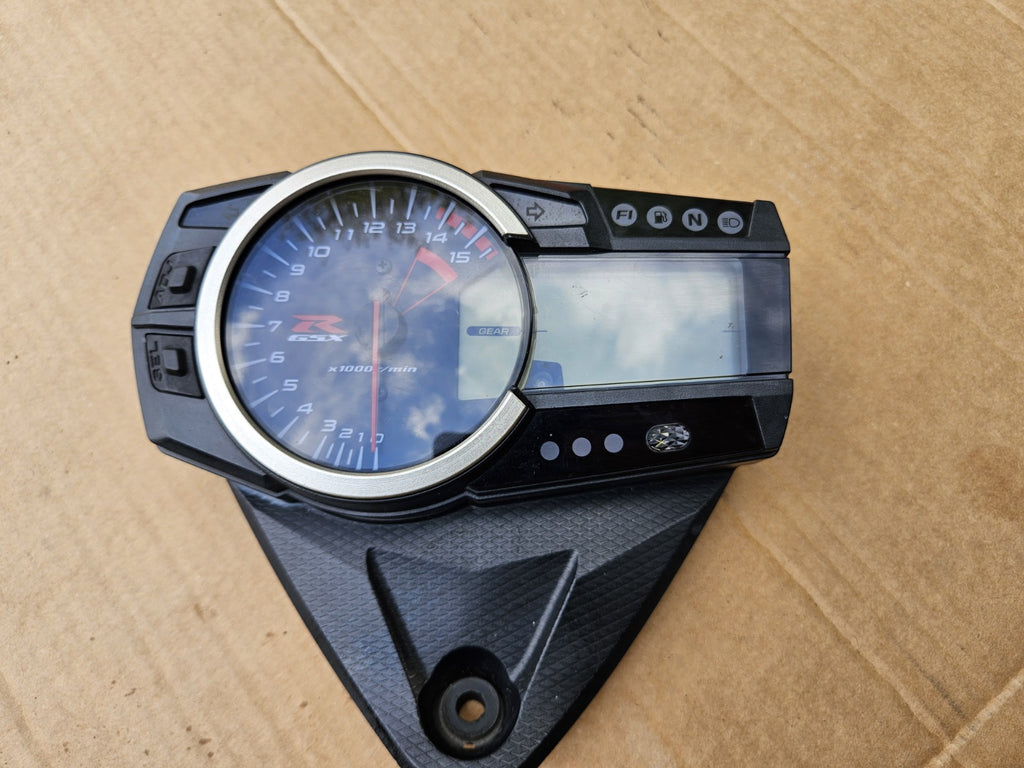 09-15 2015 SUZUKI GSXR 1000 OEM SPEEDO GAUGES DISPLAY CLUSTER READ DESCRIPTION