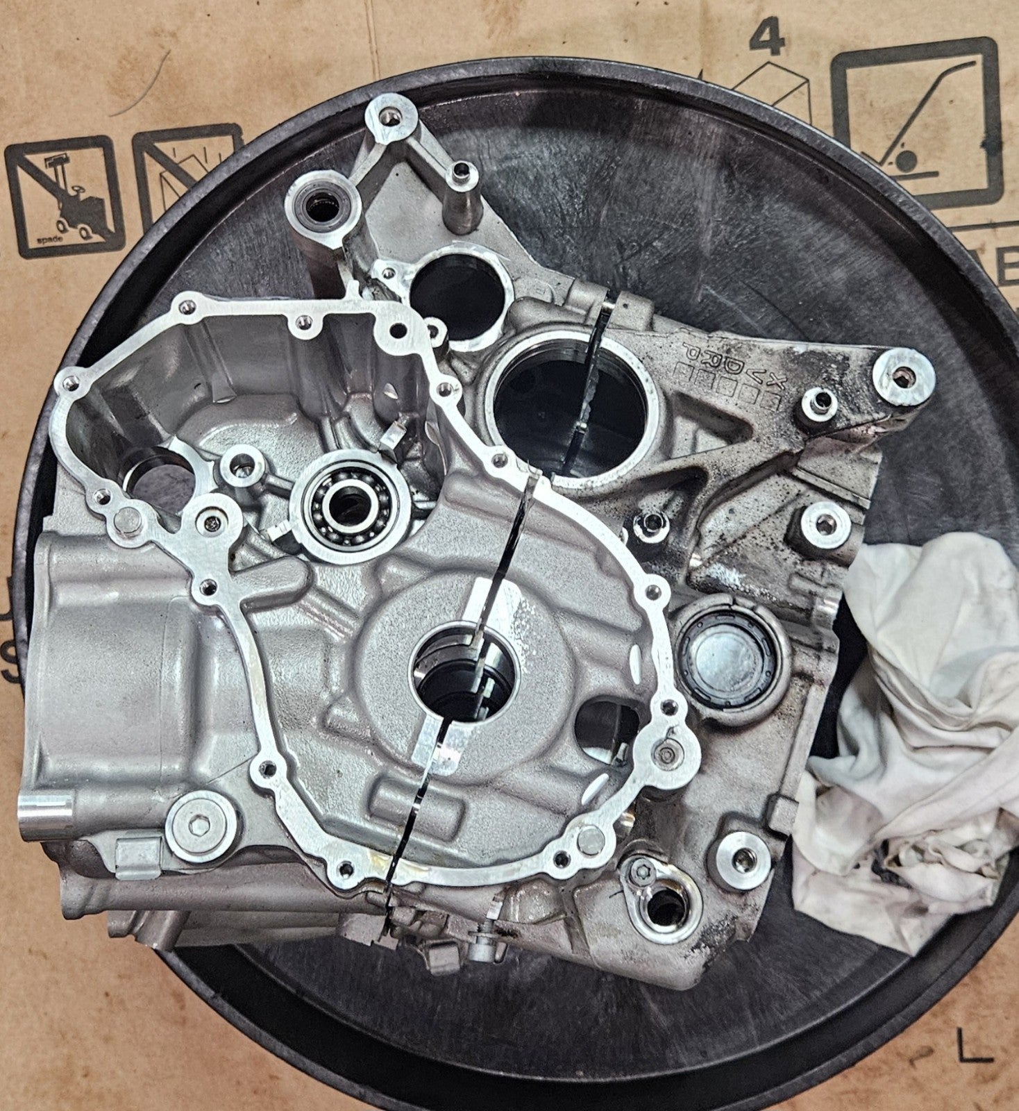 15-19 BMW S1000RR HP4 Genuine OEM Crankcase Bottom End Engine Block Cases Set