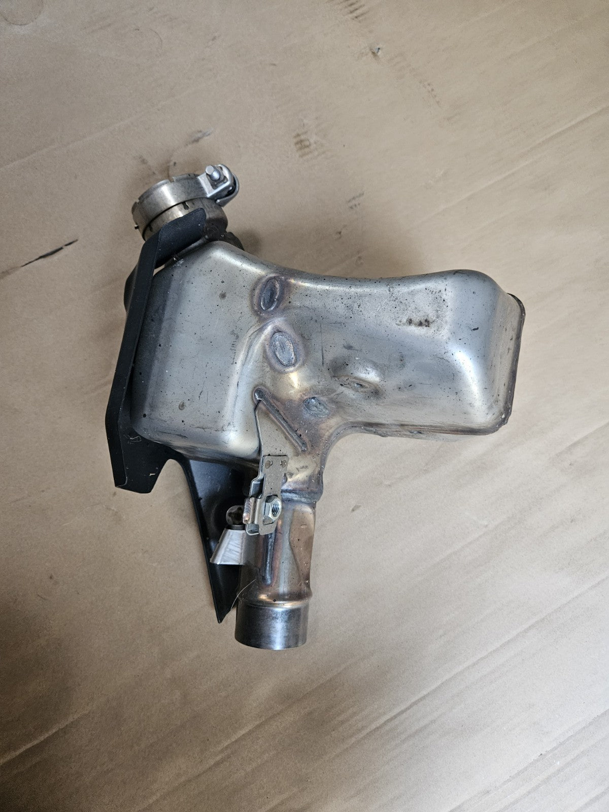 19-23 Kawasaki Ninja Zx6r Oem Exhaust Midpipe Mid Pipe Catalytic Converter