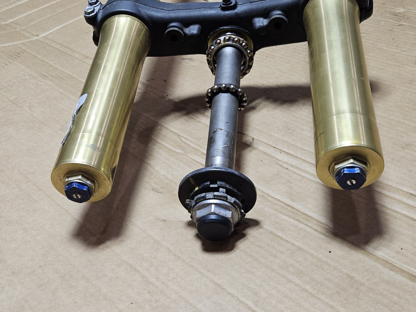 2011 HONDA CB1000R FRONT FORKS SHOCK SUSPENSION SET PAIR Triple Tree OEM