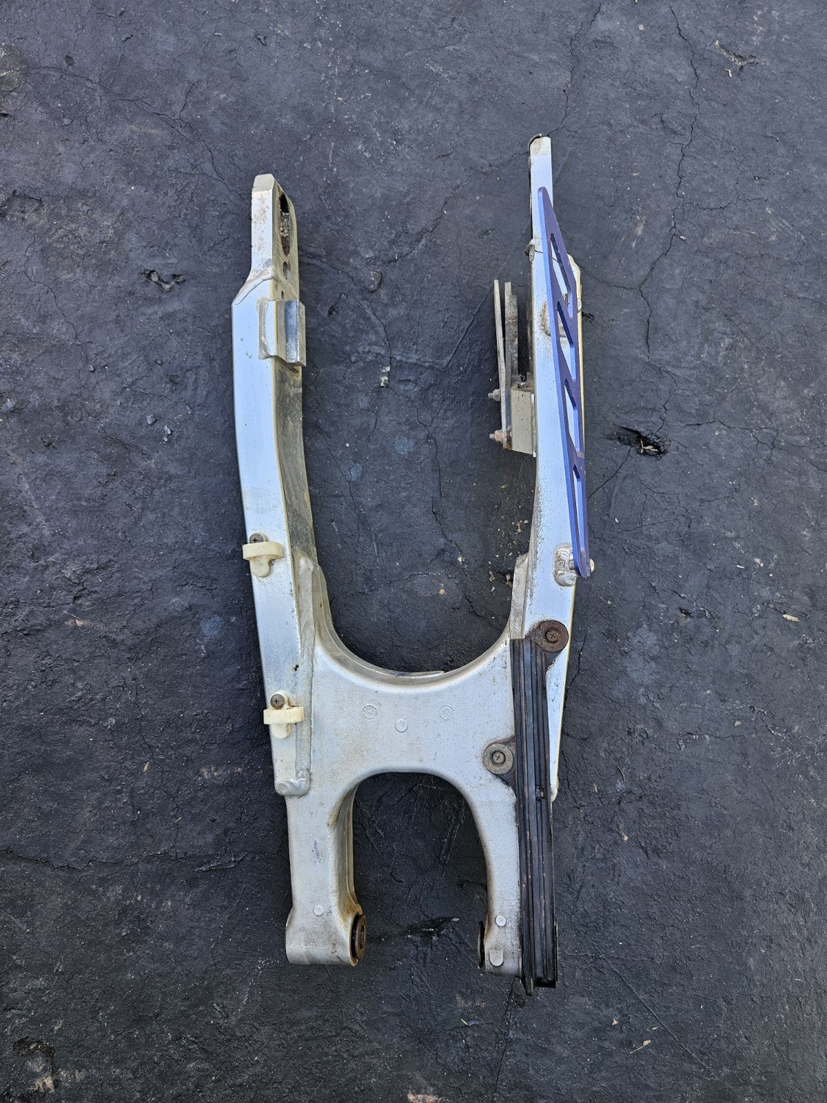 00-22 2015 Suzuki DRZ400 DRZ 400S OEM Rear Swingarm Swing Arm Suspension