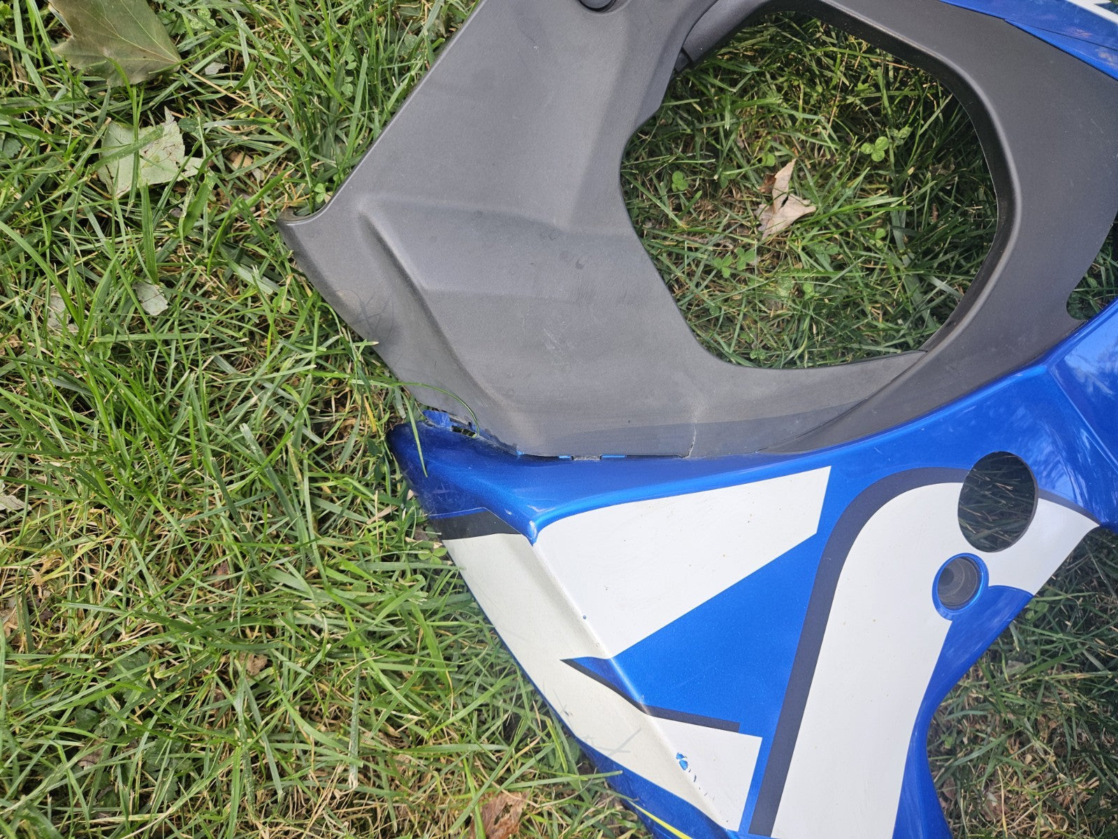 OEM Fairing Plastic SUZUKI GSXR 1000 2009-2016 OEM LOT ASSORTED. SEE DESCRIPTION