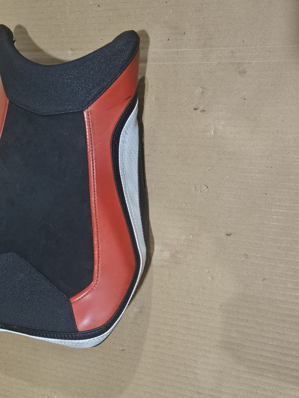 10-19 BMW S1000RR OEM FRONT DRIVERS BENCH SEAT PAD SADDLE PILLION