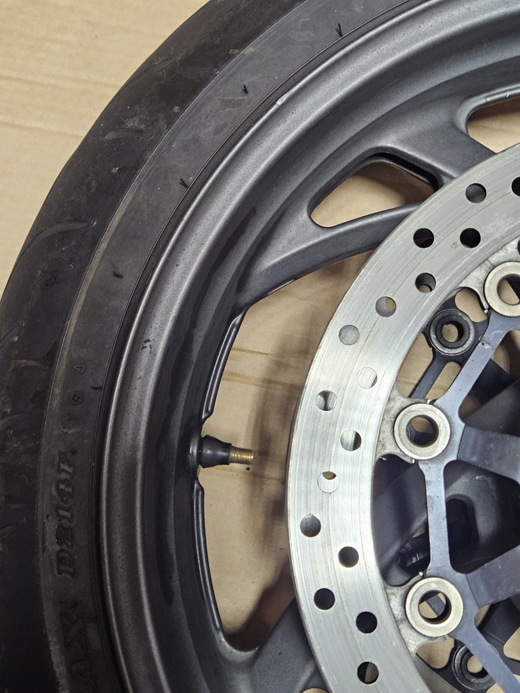 2011 OEM FRONT WHEEL RIM HONDA CB 1000R CB1000 CB1000R 08-14