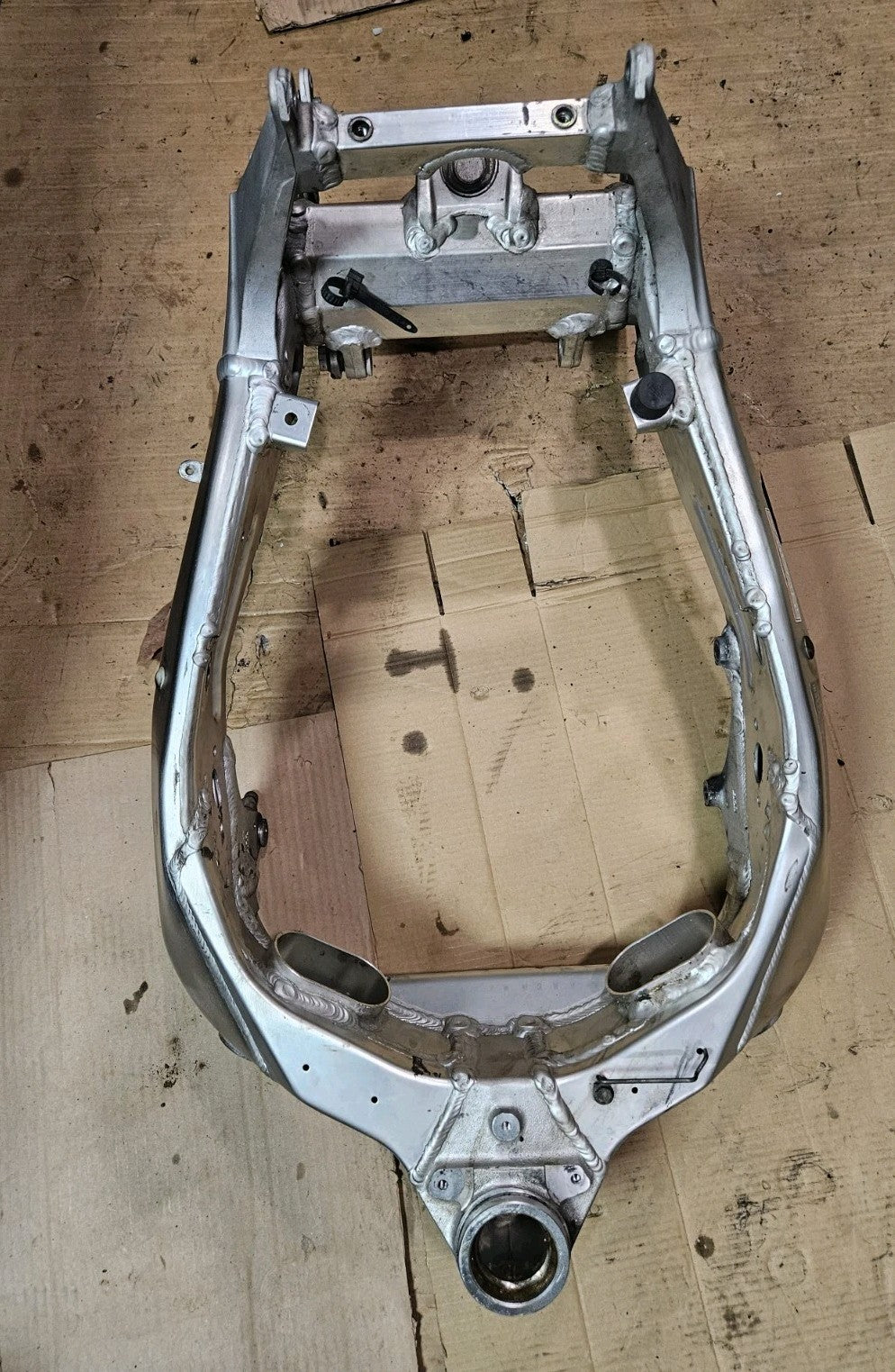 2003 SUZUKI GSXR 750 FRAME CHASSIS With Papers CLEAN