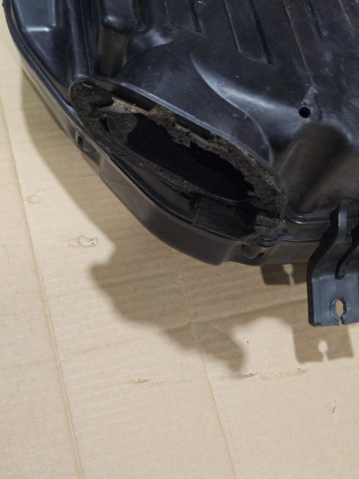 01-03 Suzuki GSXR 750 Intake Air Box Filter Cleaner OEM