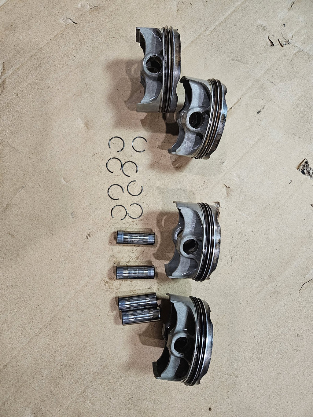 09-16 Suzuki GSXR 1000 Engine Motor Pistons