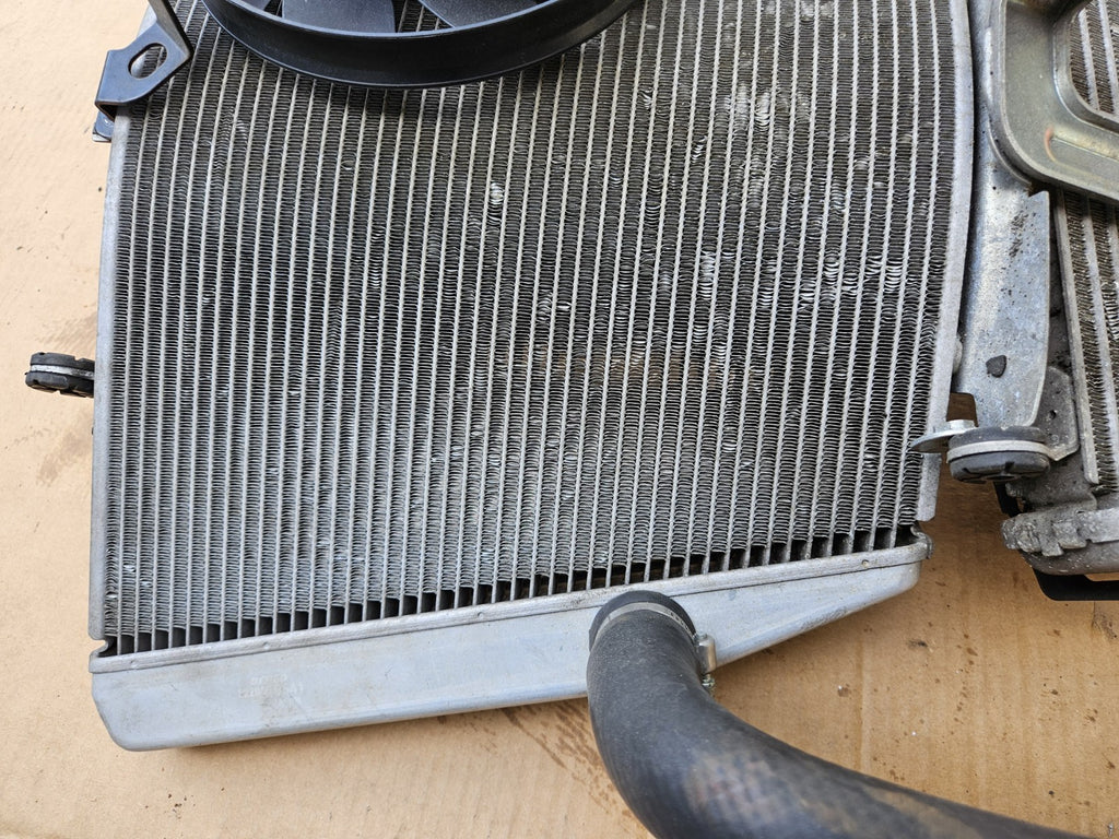 Suzuki Radiator GSXR 1000 2012-2016 OEM 17710-47H10 OIL Cooler, FAN, RESERVOIR