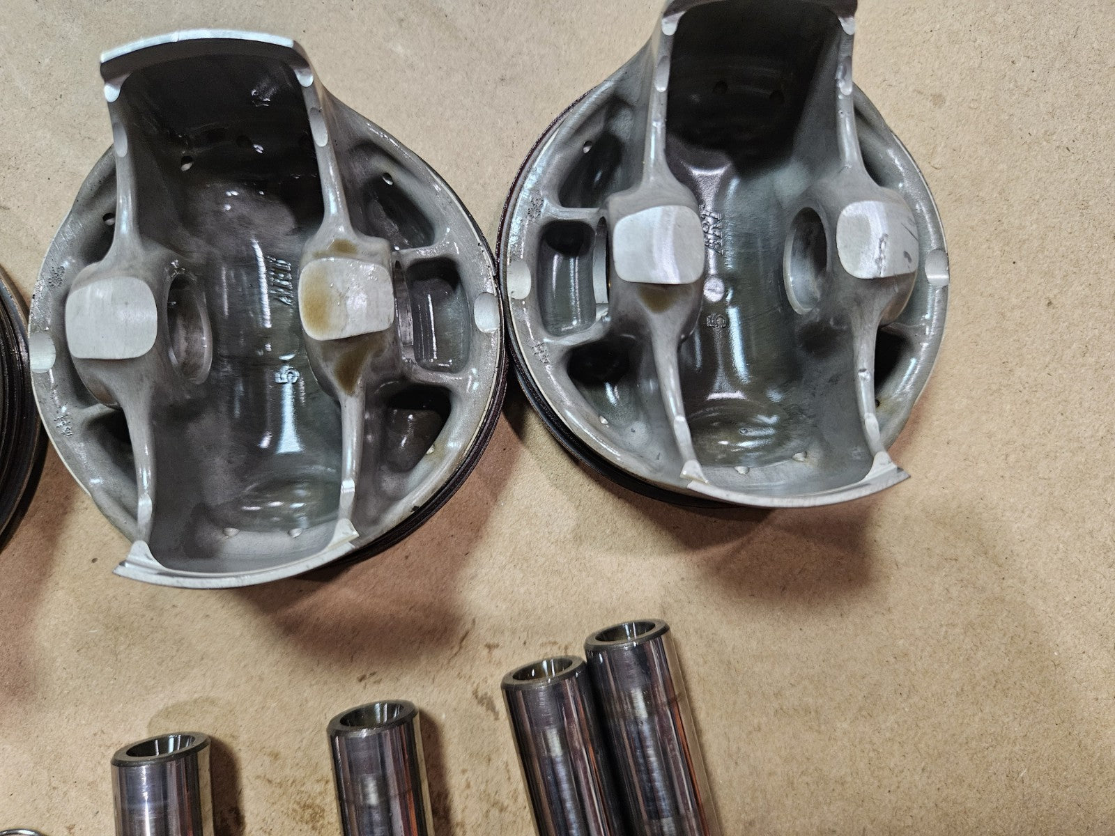 09-16 Suzuki GSXR 1000 Engine Motor Pistons