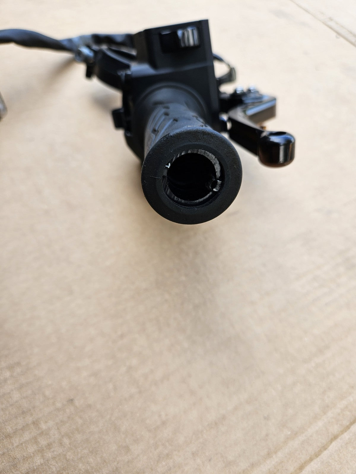 2015 SUZUKI GSXR1000 OEM LEFT CLIP ON CLIPON HANDLEBAR W SWITCHES