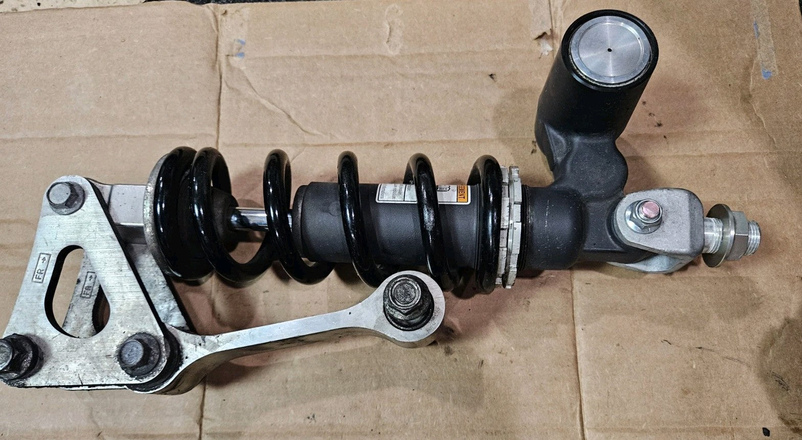 12 13 14 15 16 SUZUKI GSXR 1000 REAR SHOCK ABSORBER SUSPENSION DOG LINKAGE