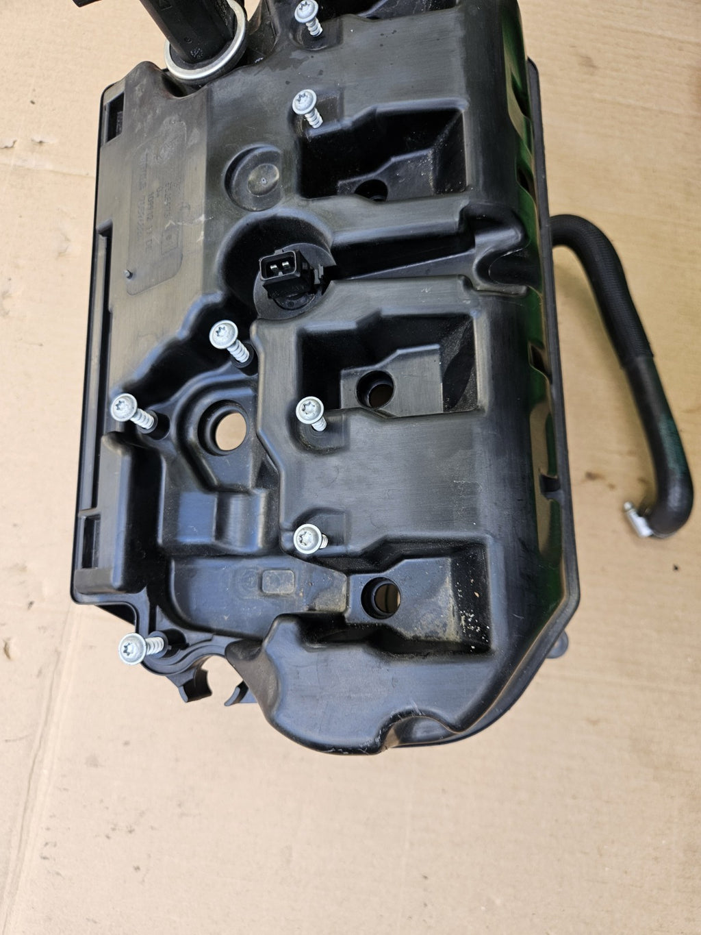 15-18 BMW S1000RR Intake Air Box Filter Cleaner 8528973 OEM Air Box