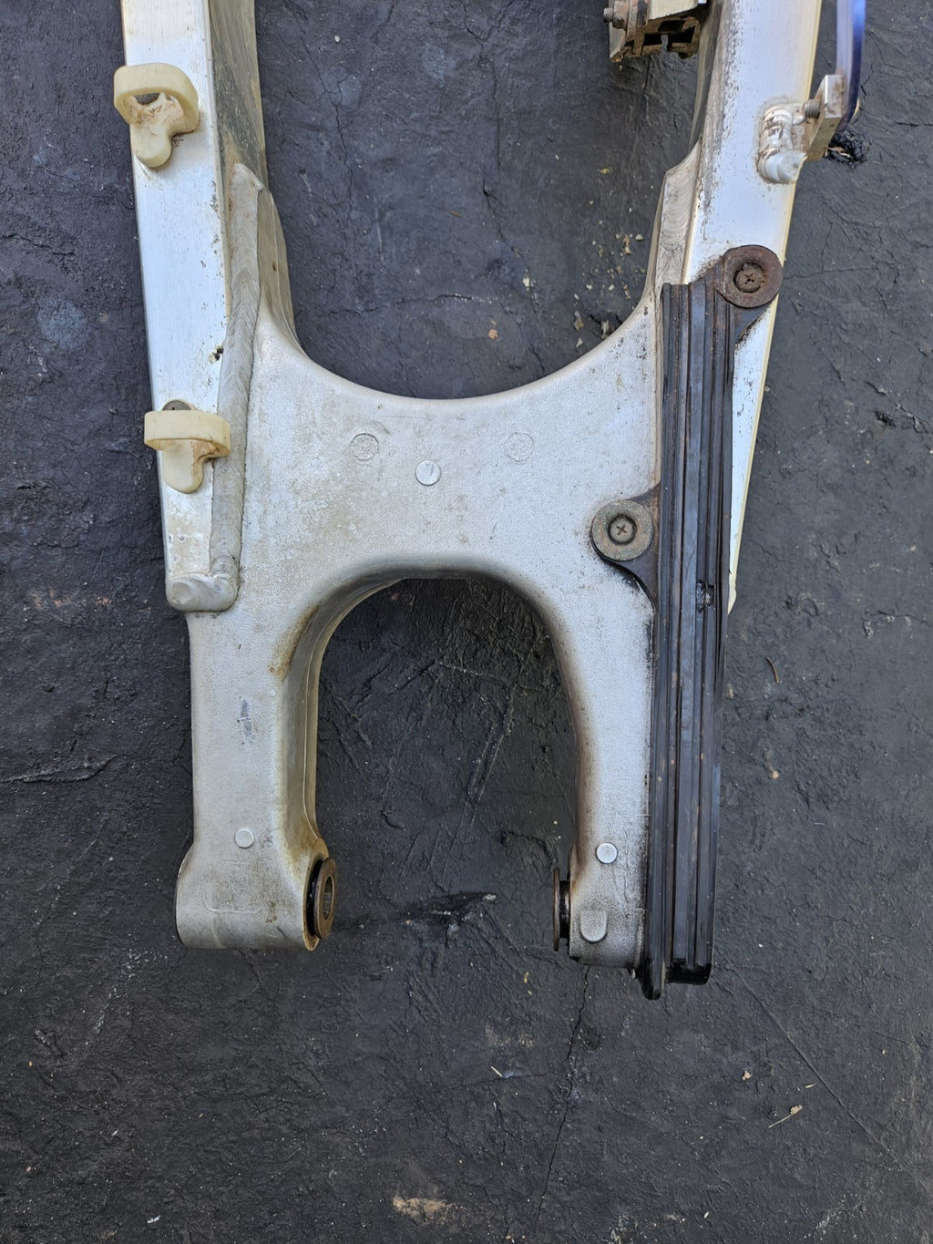 00-22 2015 Suzuki DRZ400 DRZ 400S OEM Rear Swingarm Swing Arm Suspension