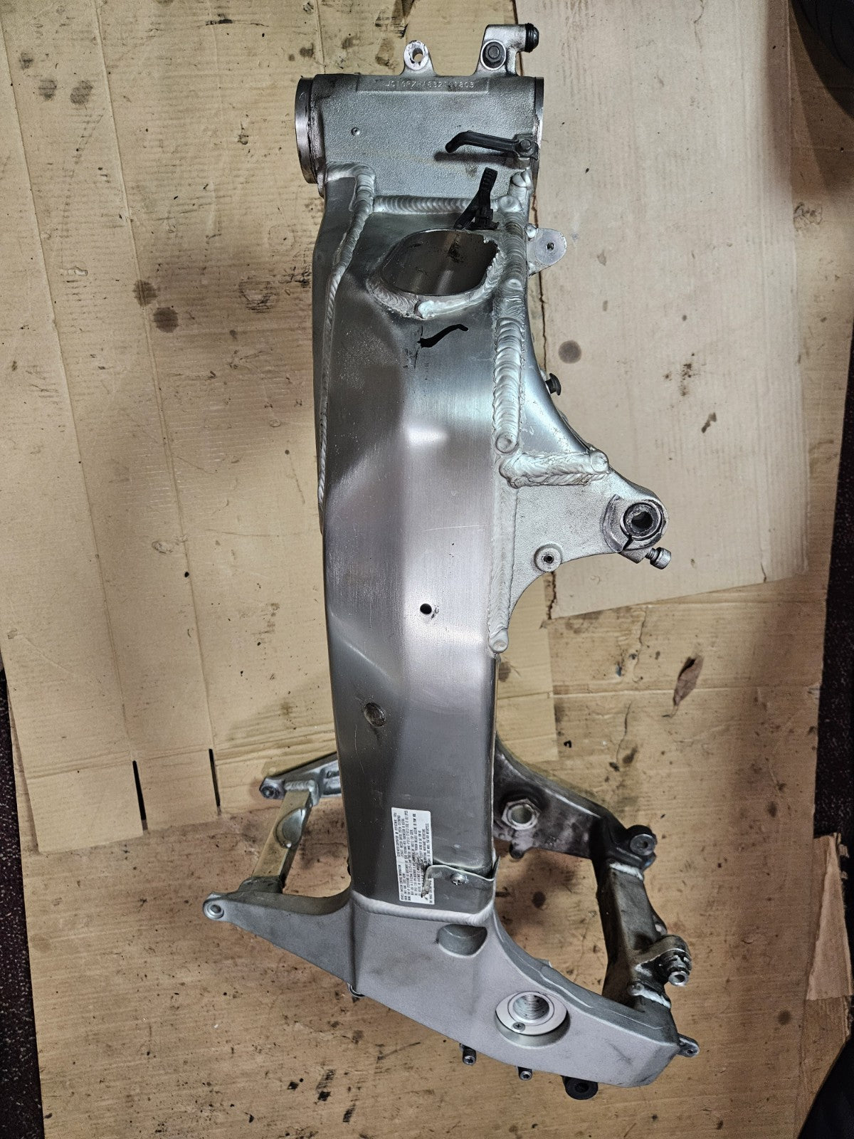 2003 SUZUKI GSXR 750 FRAME CHASSIS With Papers CLEAN