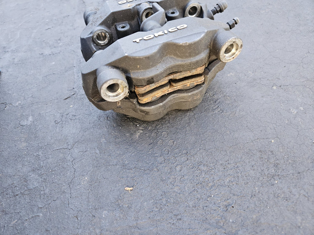 2009 08-12 Suzuki Hayabusa Busa GSXR1300 Front Brake Caliper Left Right Pad Pair