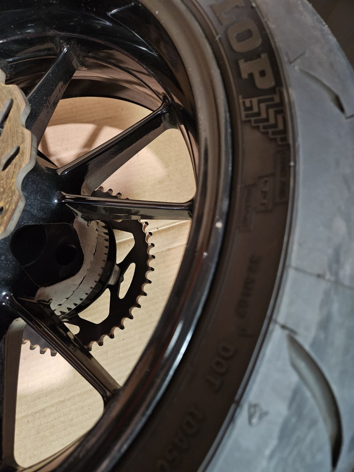 2010-2014 BMW S1000R S1000RR S1000 R RR REAR WHEEL BACK WHEEL OEM REAR RIM