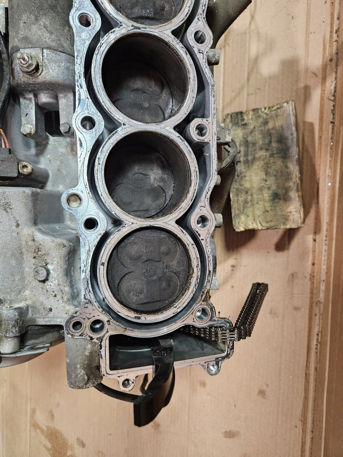 99 00 01 02 YAMAHA YZFR6 YZF-R6 MOTOR ENGINE Bottom End Piston Cylinder Case