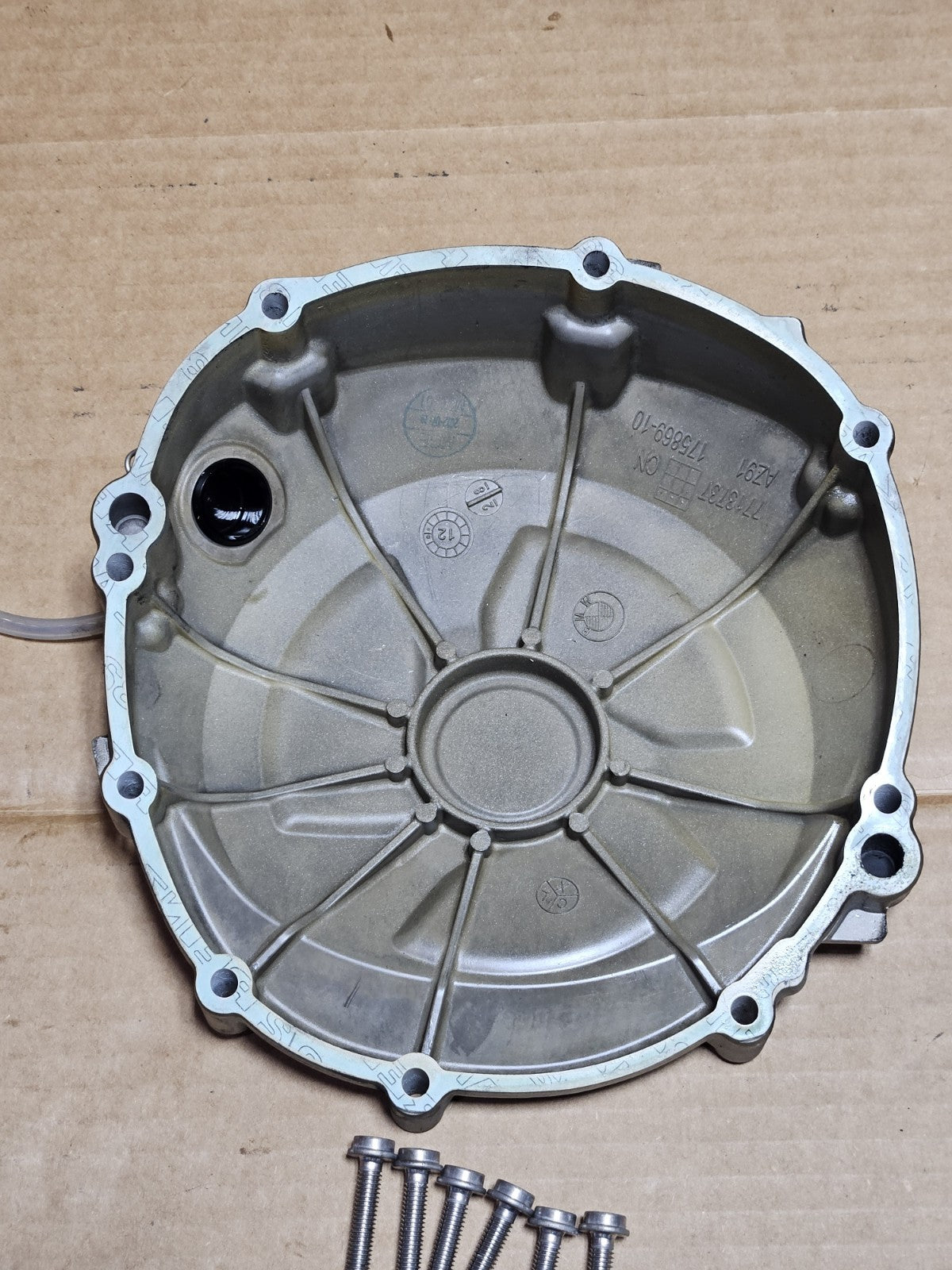 10-14 2013 BMW S1000RR S1000R OEM Right Engine Motor Clutch Cover Case