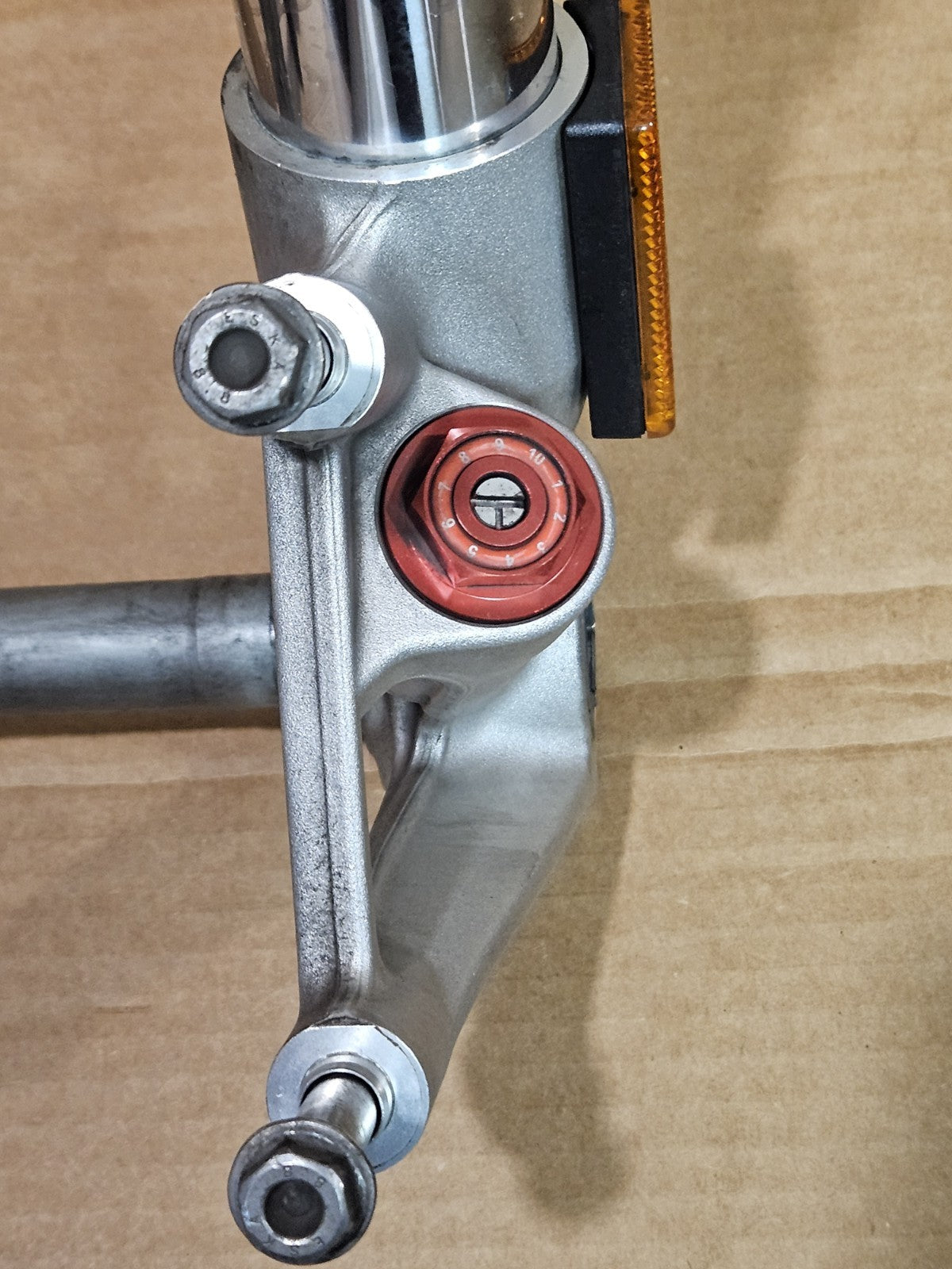 2013 10-14 BMW S1000RR Front Fork Suspension Damper Lower Triple Tree Assembly