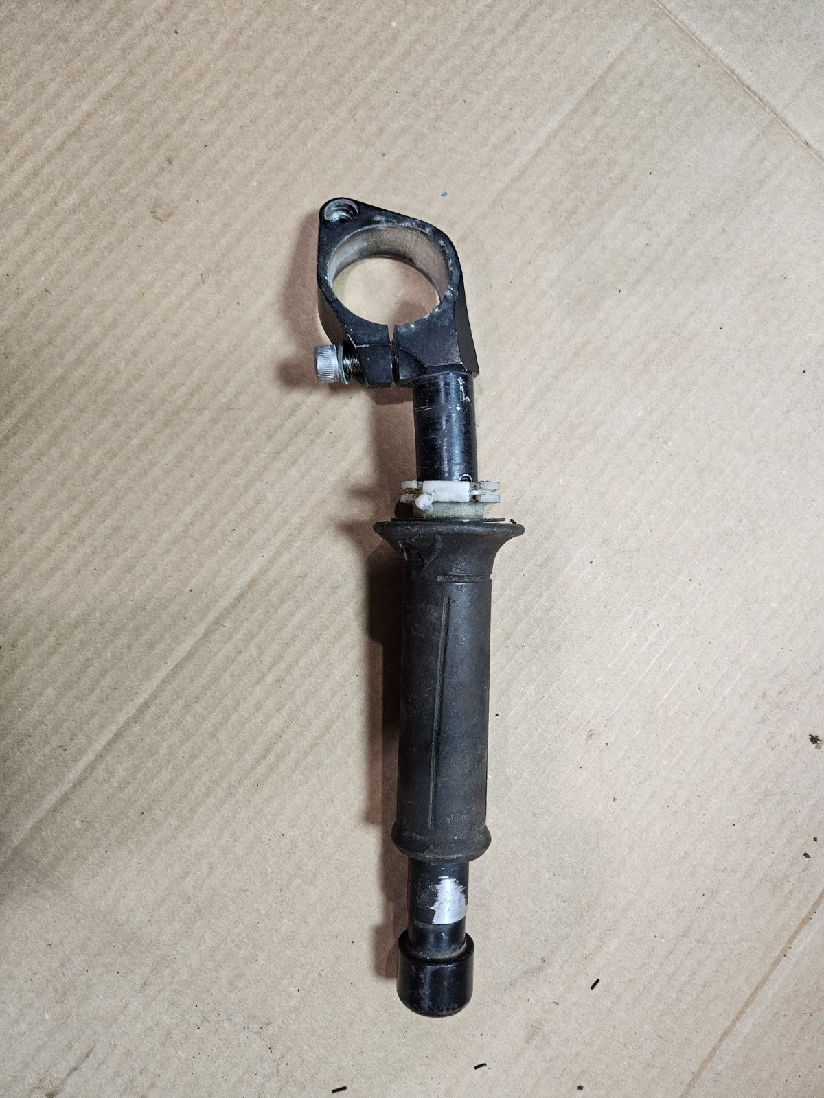 2001 Yamaha YZFR6 YZF R6 Right Clip On Handlebar Handle Bar Throttle OEM