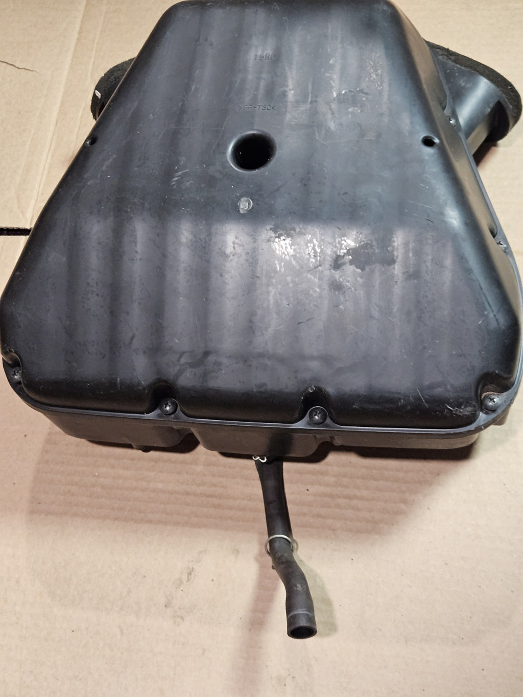 2008-2021 Suzuki Hayabusa GSX1300R Motorcycle Air Intake Box Airbox OEM Assembly