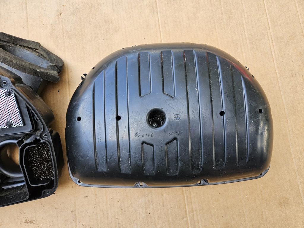 09-16 Suzuki GSXR 1000 Intake Air Box Filter Cleaner