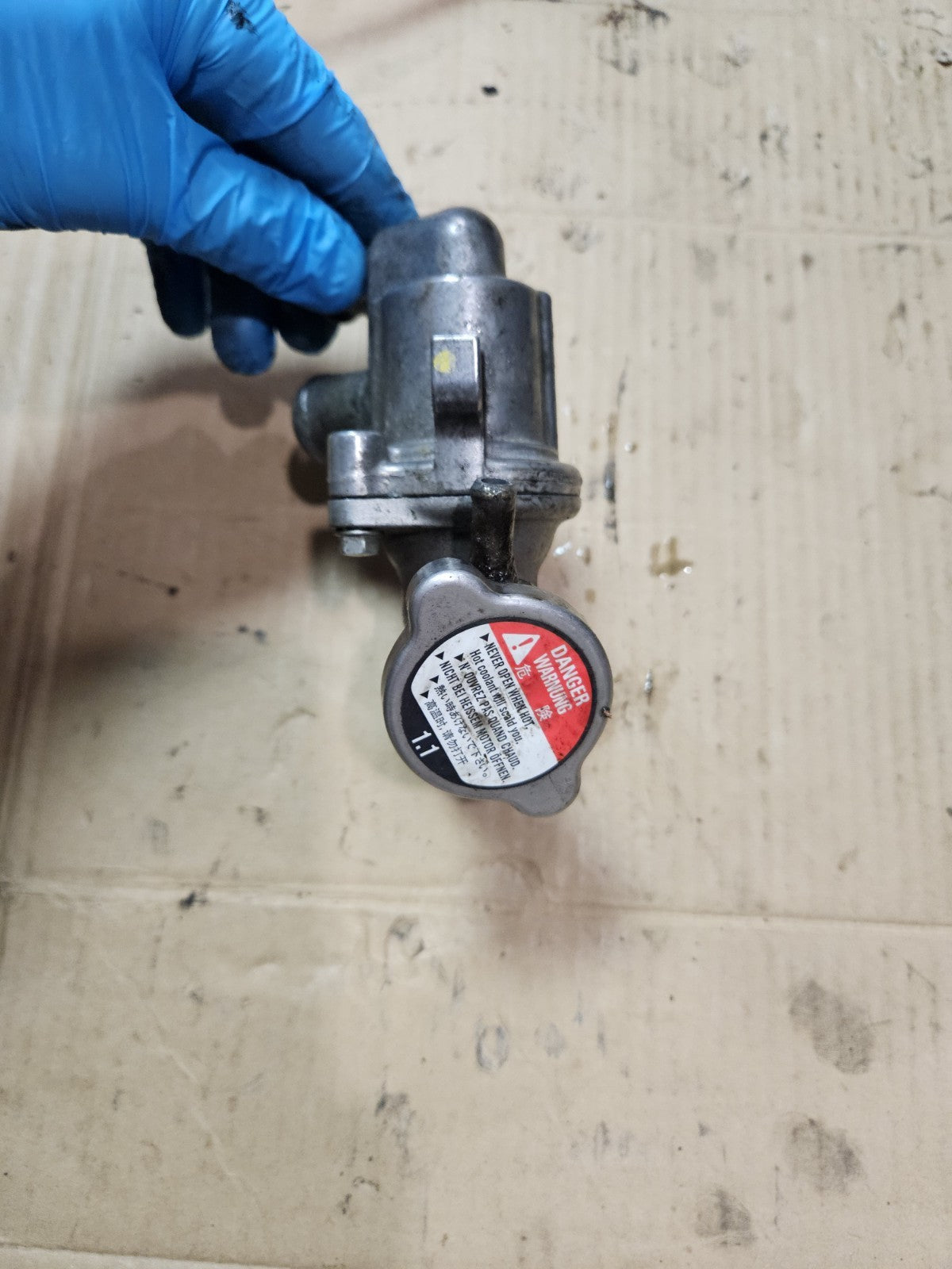 2011 HONDA CB1000R THERMOSTAT W HOUSING ASSEMBLY OEM