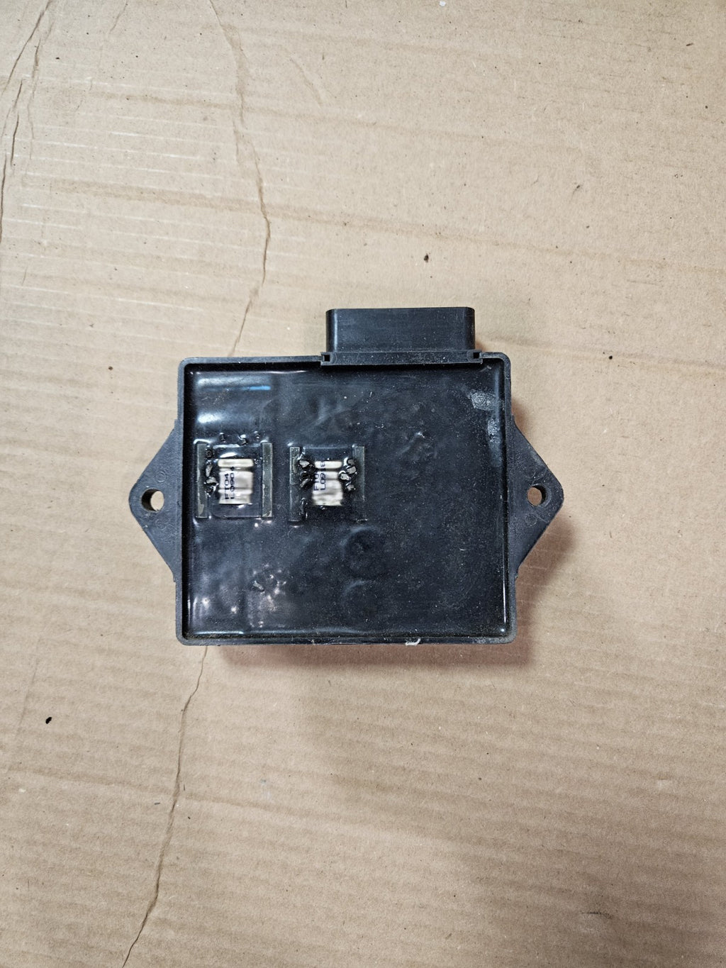 01-02 YAMAHA YZF R6 OEM ECU CDI ECM COMPUTER MODULE BOX