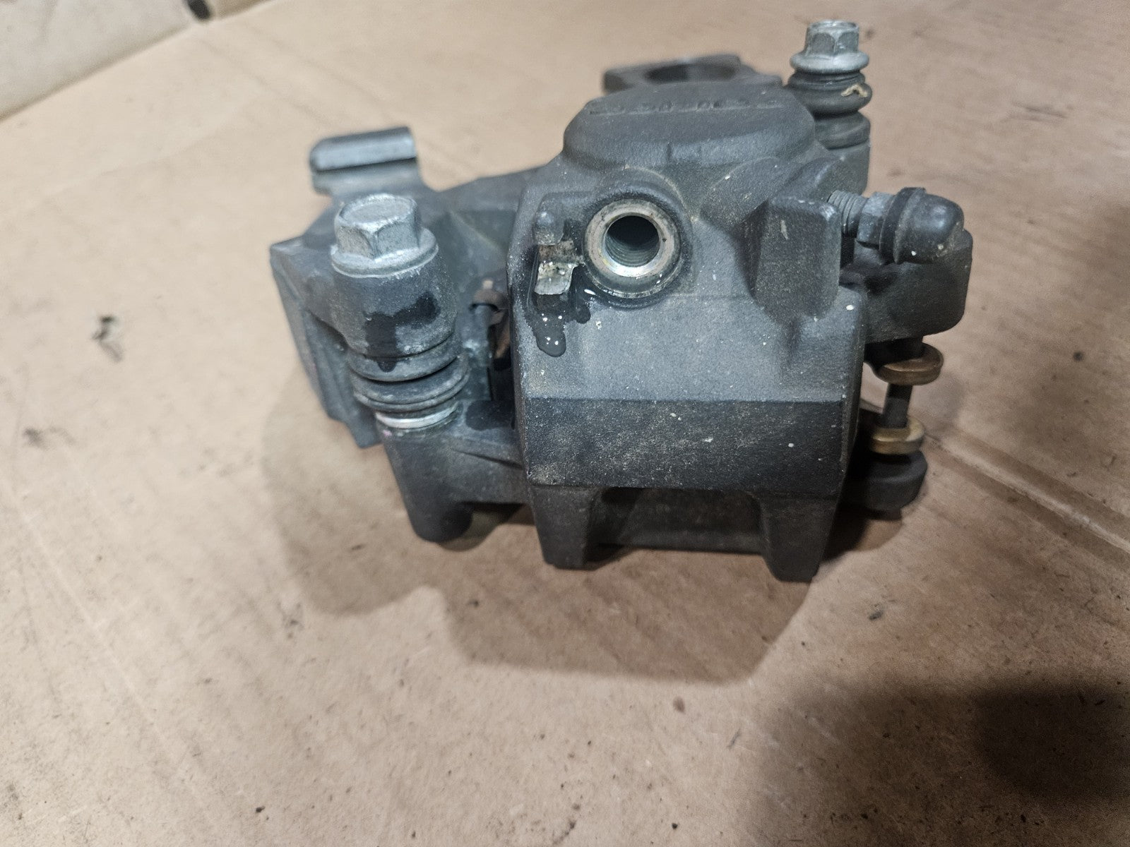 08-18 SUZUKI HAYABUSA OEM REAR BRAKE CALIPER