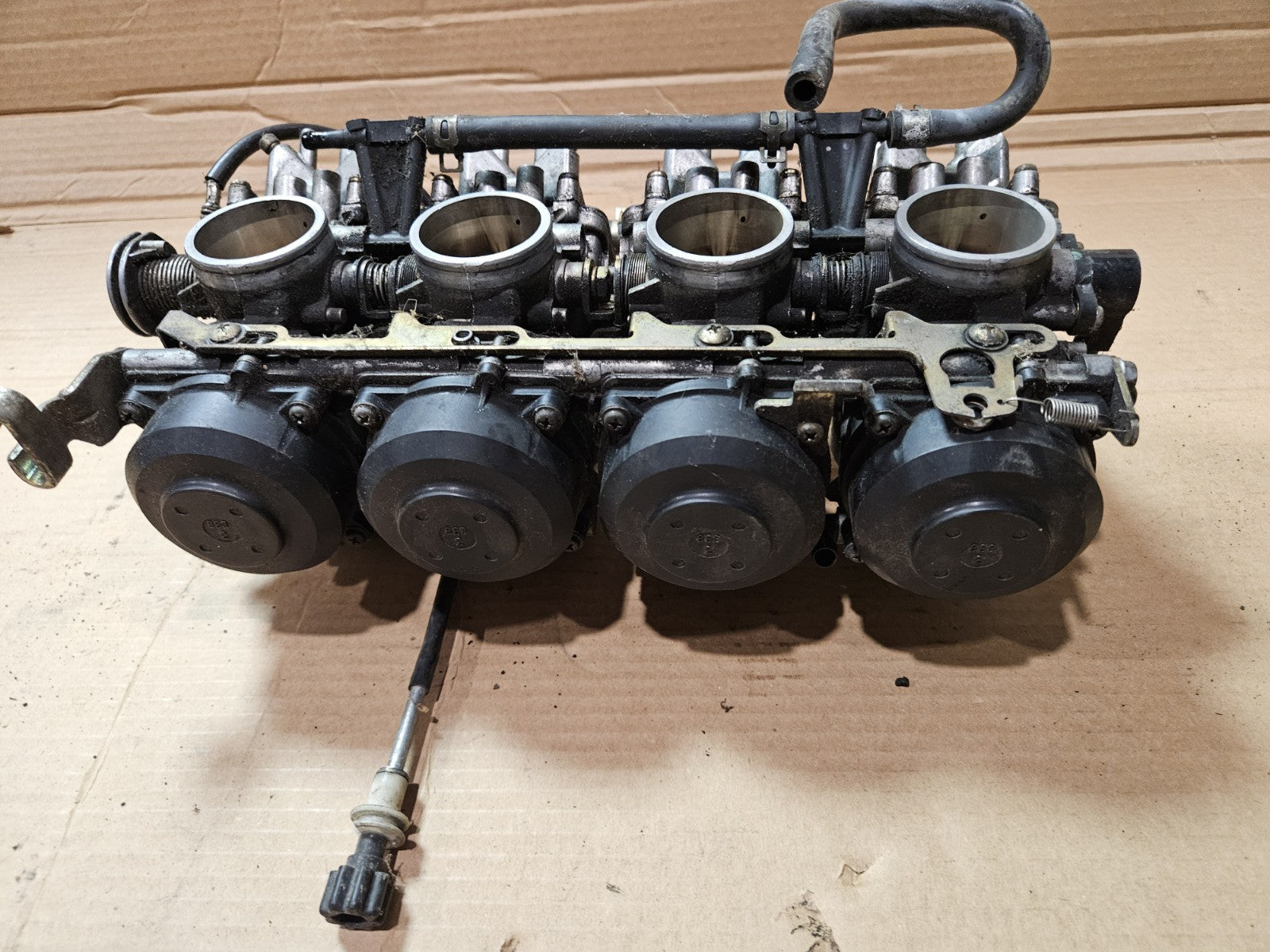 99 00 01 02 YAMAHA YZFR6 YZF R6 OEM carburetor carbs throttle bodies