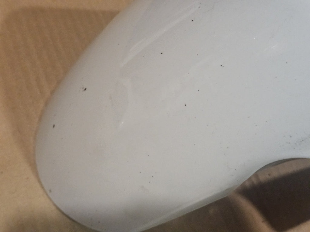 2015 - 2018 BMW S1000RR FRONT WHEEL FENDER COWL FAIRING PLASTIC White