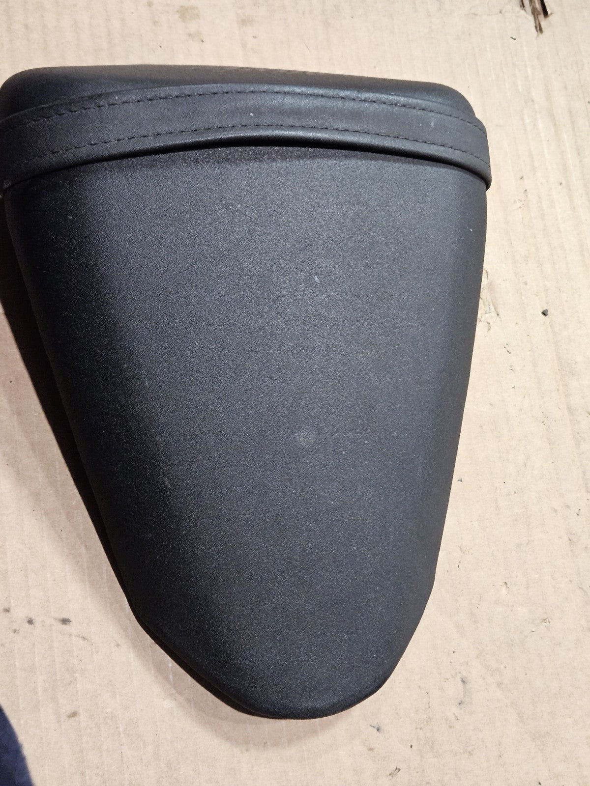 13-18 KAWASAKI NINJA ZX6R OEM REAR BACK PASSENGER TANDEM SEAT PAD SADDLE PILLION