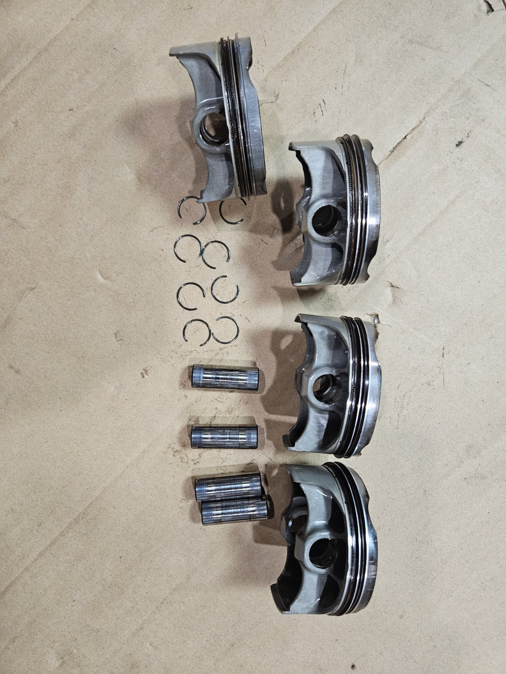 09-16 Suzuki GSXR 1000 Engine Motor Pistons