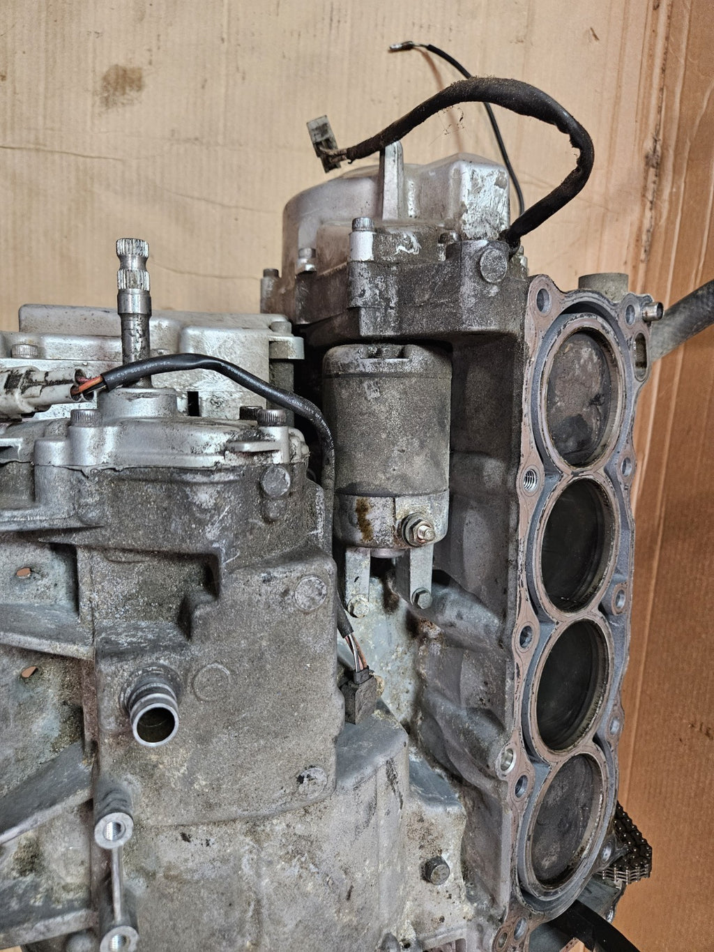 99 00 01 02 YAMAHA YZFR6 YZF-R6 MOTOR ENGINE Bottom End Piston Cylinder Case