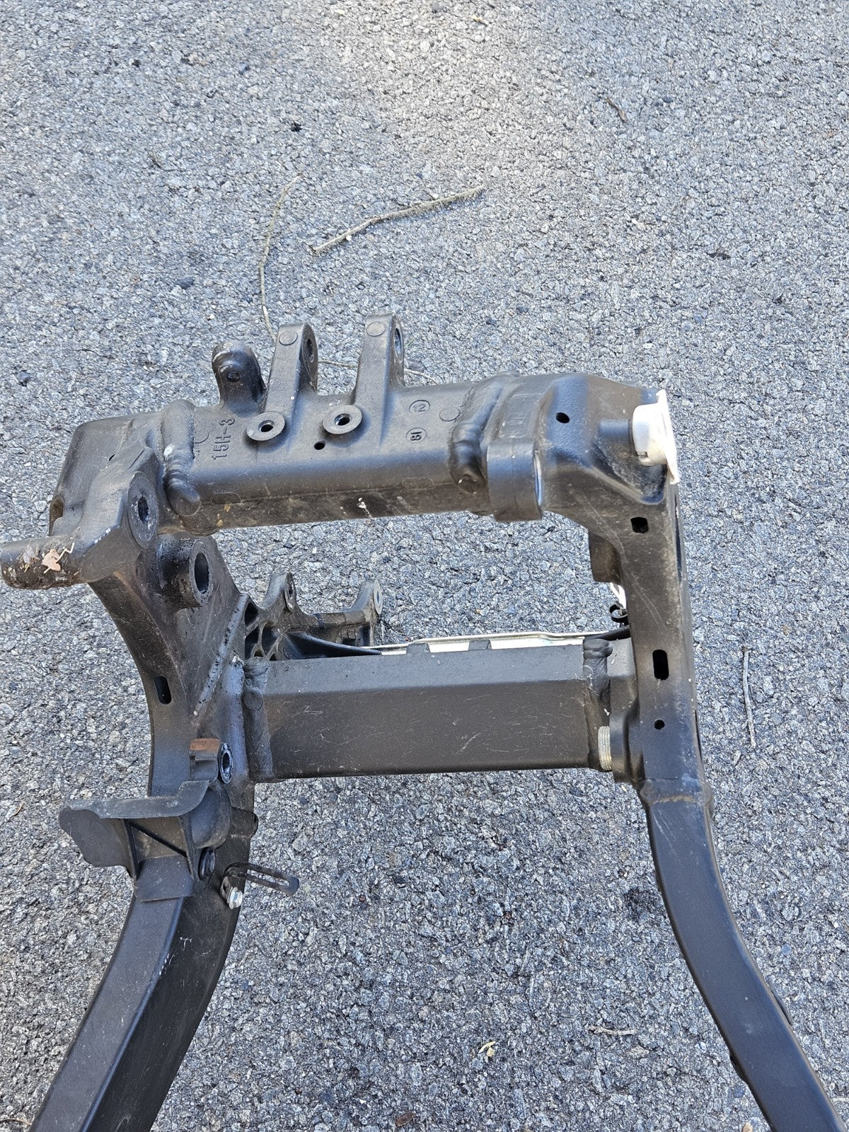 08-21 SUZUKI HAYABUSA OEM MAIN BODY FRAME CHASSIS (STRAIGHT)