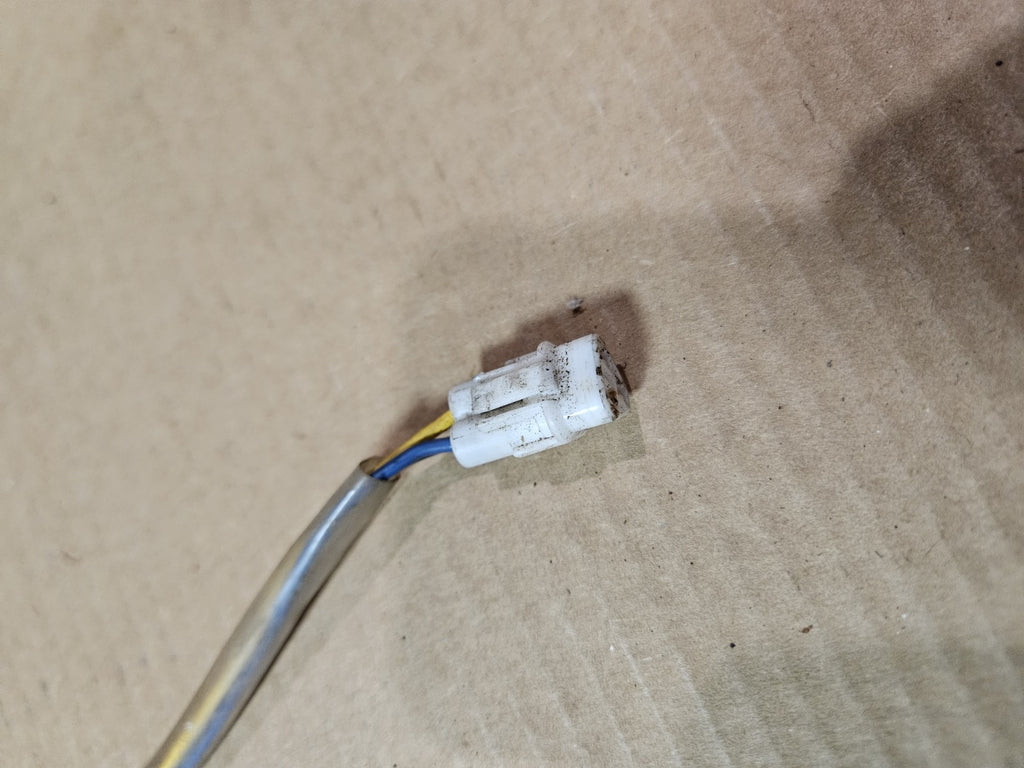 99-02 Yamaha YZF R6 Taillight Tail Brake Light Lamp Lens OEM 2001 R6