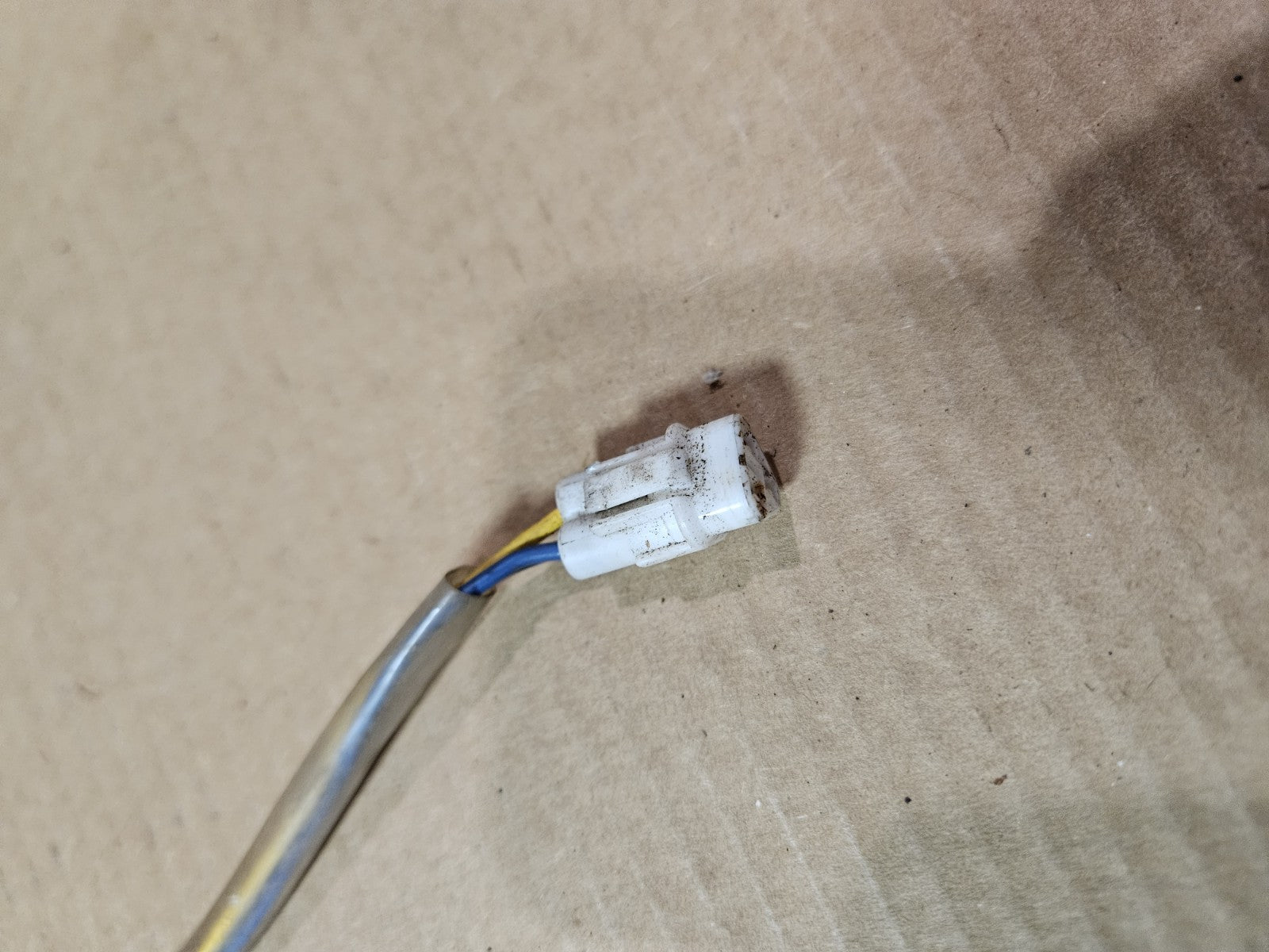 99-02 Yamaha YZF R6 Taillight Tail Brake Light Lamp Lens OEM 2001 R6