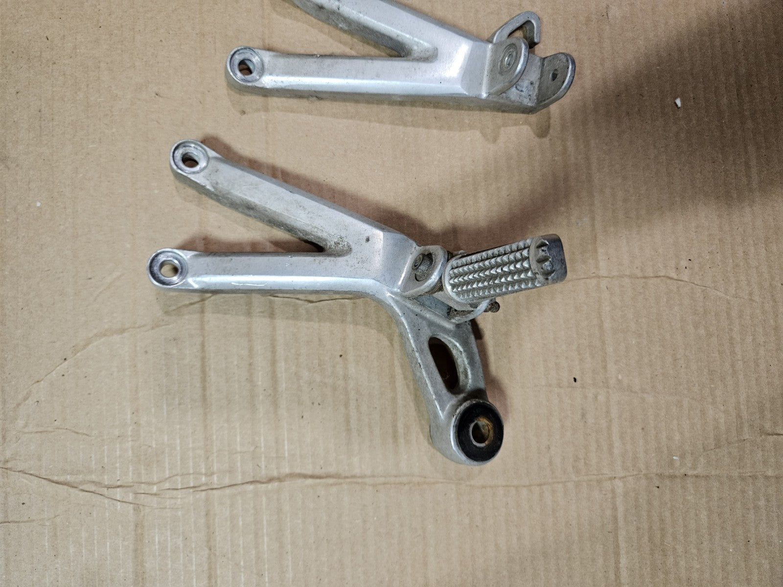 2002 Yamaha YZFR6 R6 600 Passenger Rearset Rear Foot Peg 2001 1999 2000