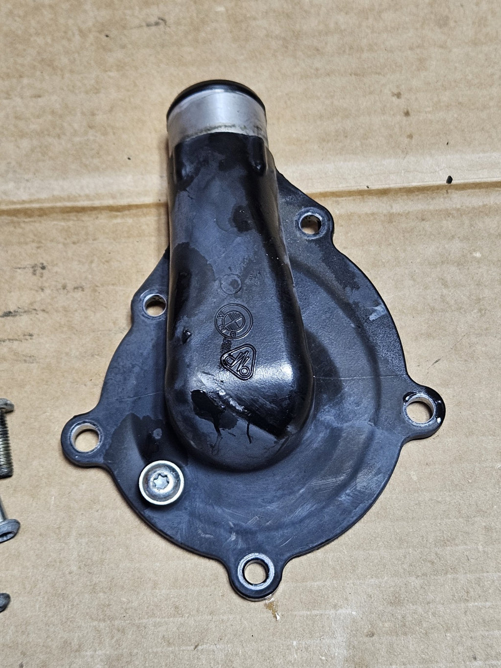 2010-2014 BMW S1000RR S1000 Engine Coolant Cooling OEM Water Pump Housing Cover