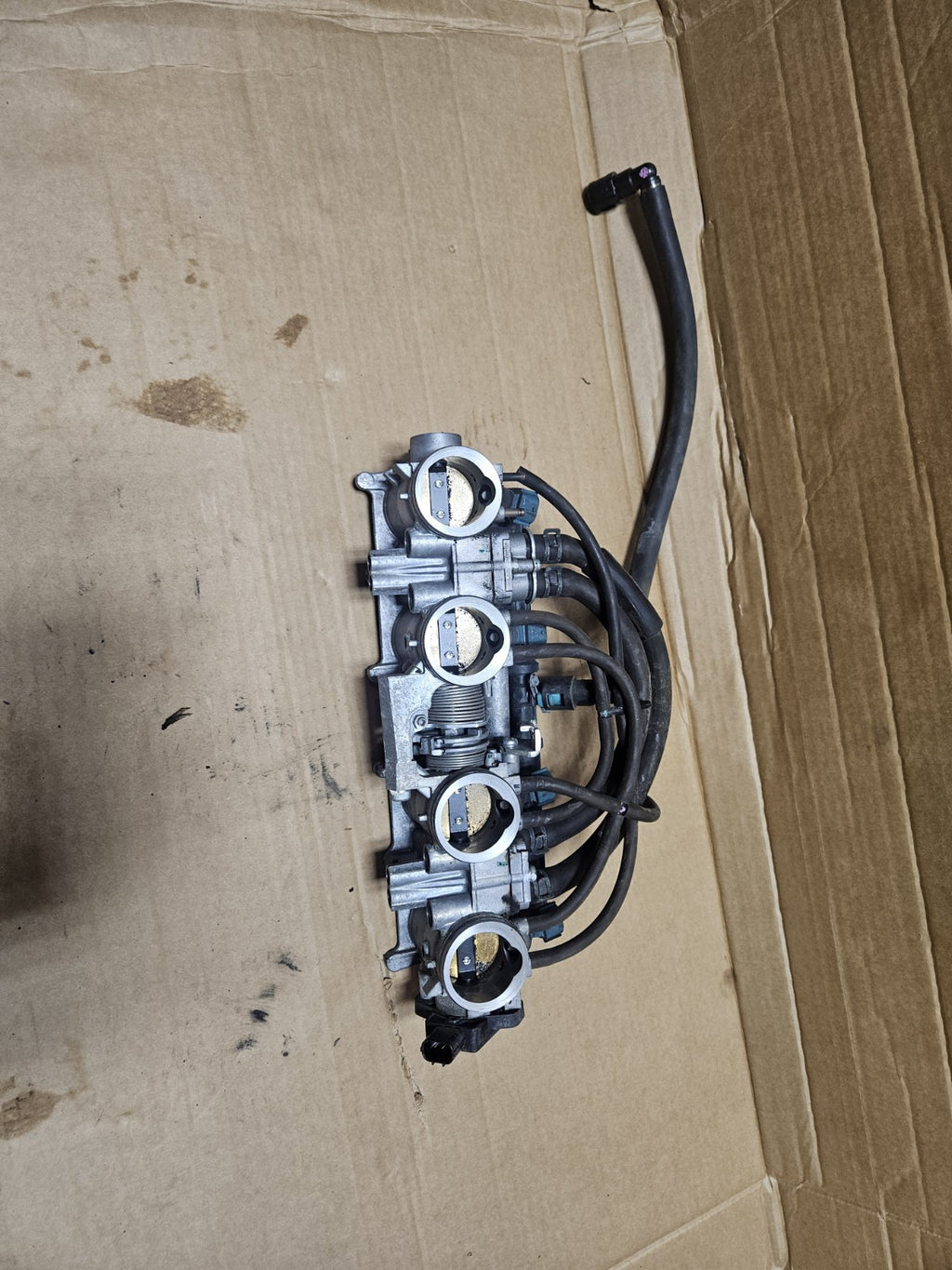 11-16 2011 OEM Honda Cb1000r Throttle Body 16401-mfn-l62