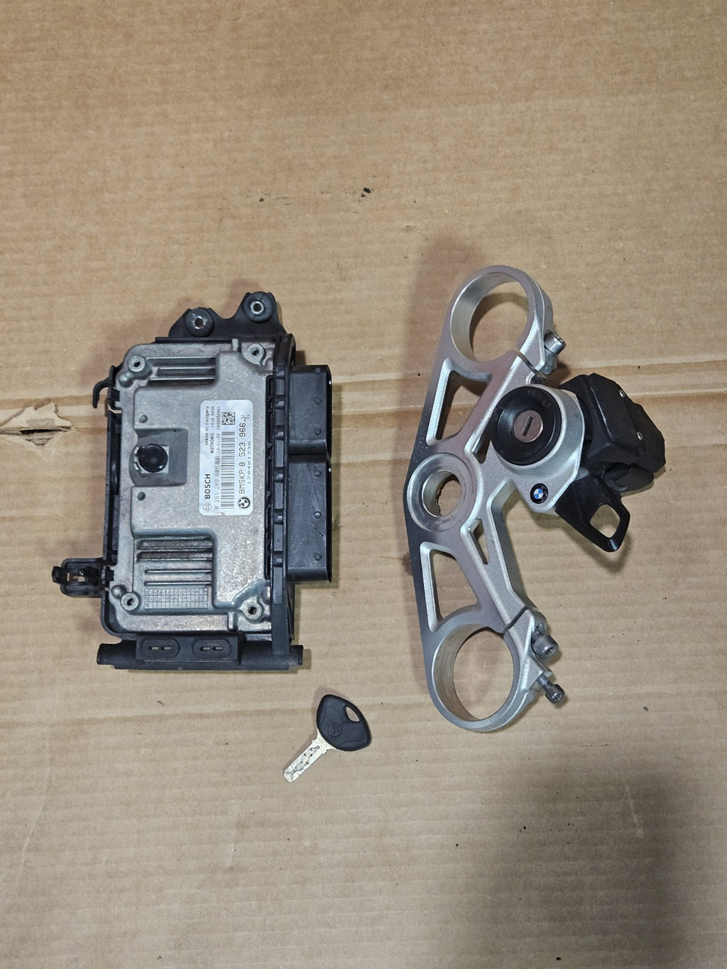 09-14 2013 Bmw S1000rr OEM Ecu Ignition Lockset Lock Key Set  Seat Oem